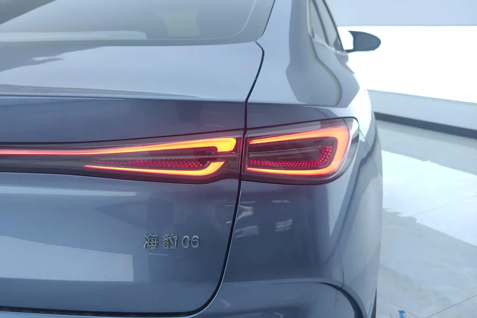 BYD Seal 06DM Seal 06DM 2024 DM-i 80KM Premium 2024 — thumbnail 2