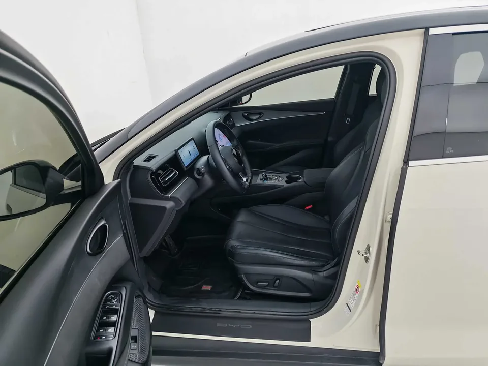 BYD Seal 06DM Seal 06DM 2024 DM-i 120KM Premium 2025 — thumbnail 5