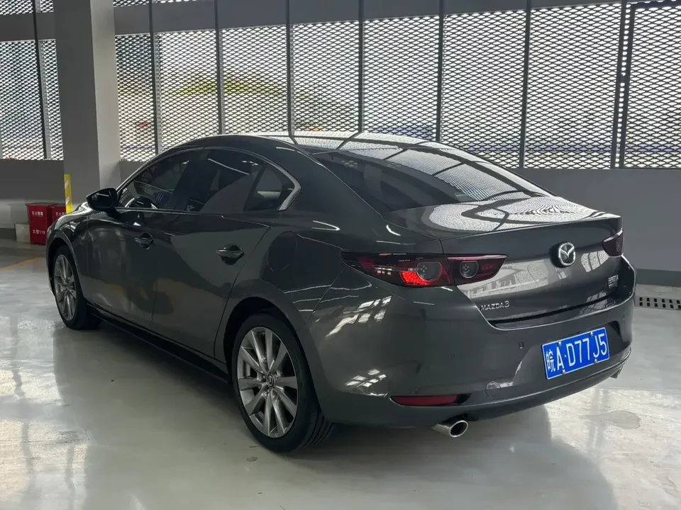 Mazda Axela Mazda3 Angkesela 2022 2.0L Automatic Elegant Edition 2022 — thumbnail 2