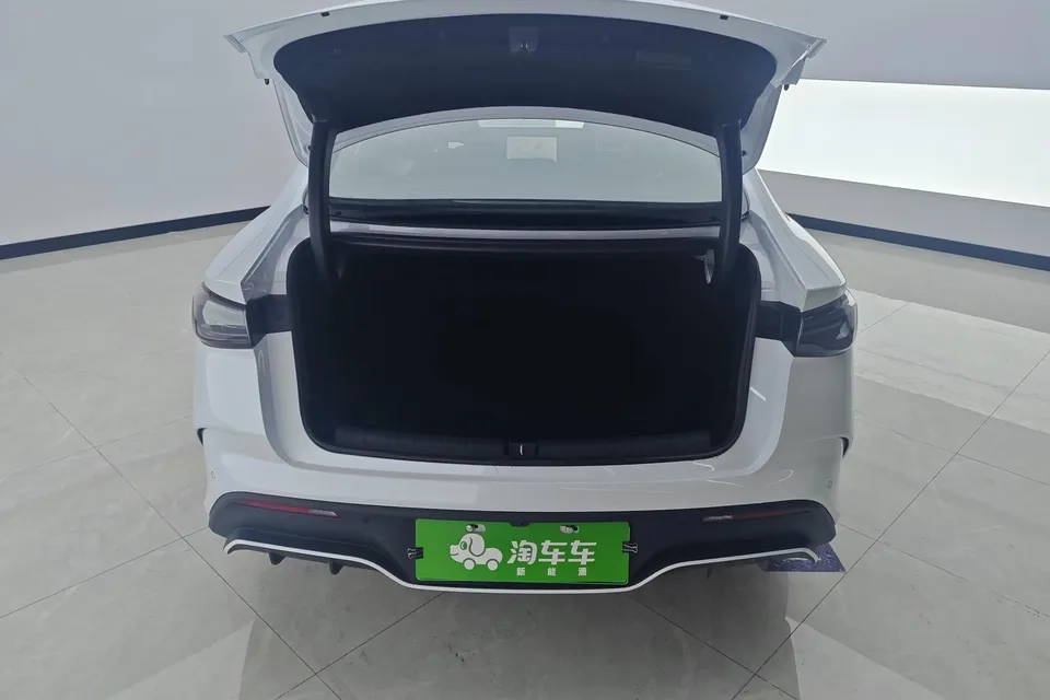 BYD Seal 06DM Seal 06DM 2025 DM-i 80KM Deluxe Smart Driving Edition 2025 — миниатюра 5