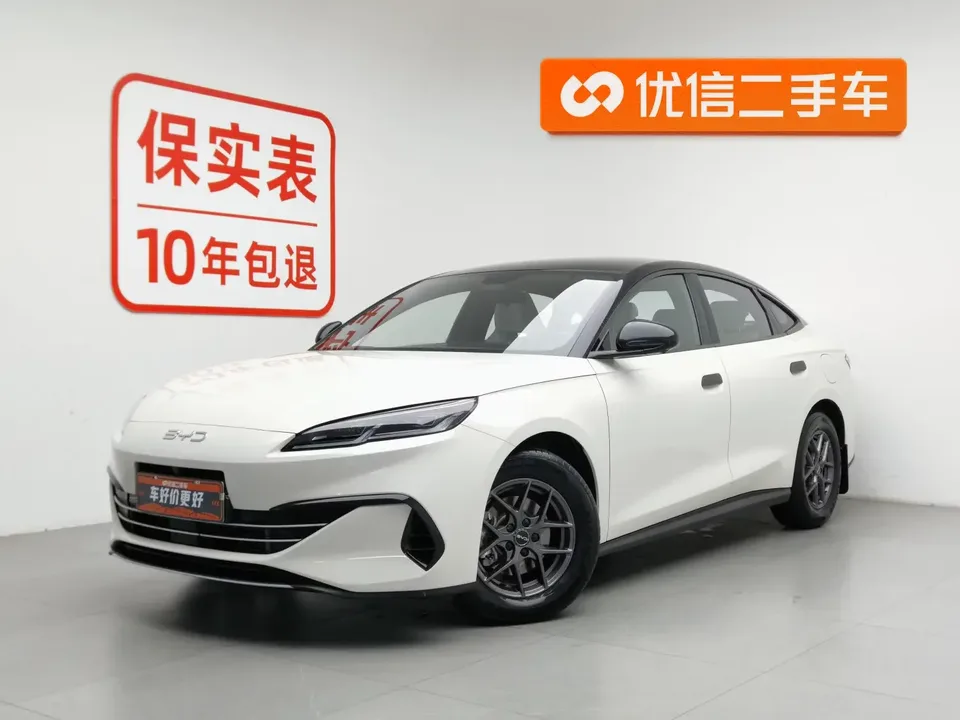 BYD Seal 06DM Seal 06DM 2024 DM-i 80KM Deluxe 2024 — photo 1, buy with delivery to Moscow