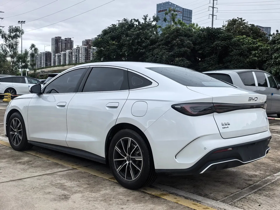 BYD Seal 06DM Seal 06DM 2024 DM-i 80KM Premium 2024 — thumbnail 2