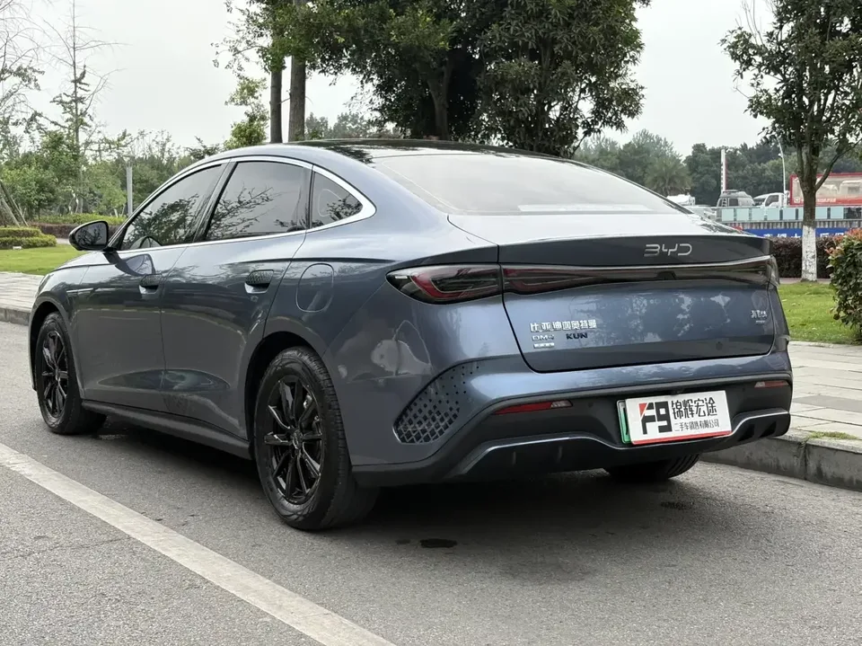 BYD Seal 06DM Seal 06DM 2024 DM-i 120KM Premium 2024 — thumbnail 5