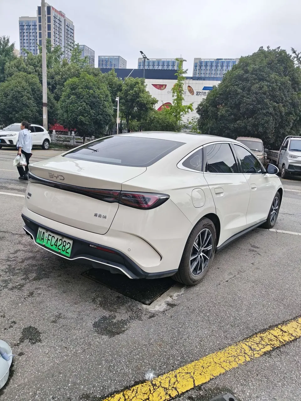 BYD Seal 06DM Seal 06DM 2024 DM-i 120KM Premium 2024 — thumbnail 2