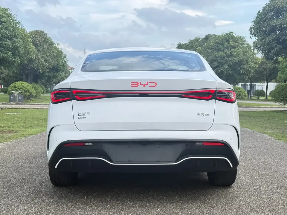 BYD Seal 06DM Seal 06DM 2024 DM-i 120KM Flagship 2024 — thumbnail 2