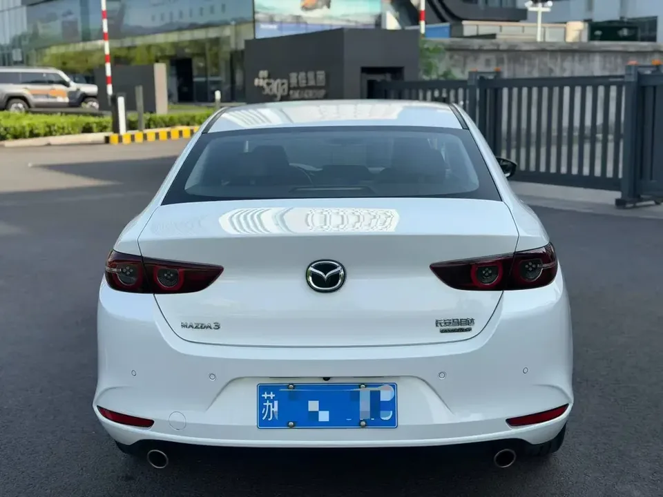Mazda Axela Mazda3 Angkesela 2023 2.0L Automatic Quality Edition 2024 — thumbnail 2