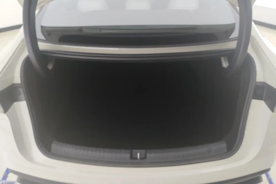 BYD Seal 06DM Seal 06DM 2025 DM-i 80KM Deluxe Smart Driving Edition 2025 — миниатюра 5