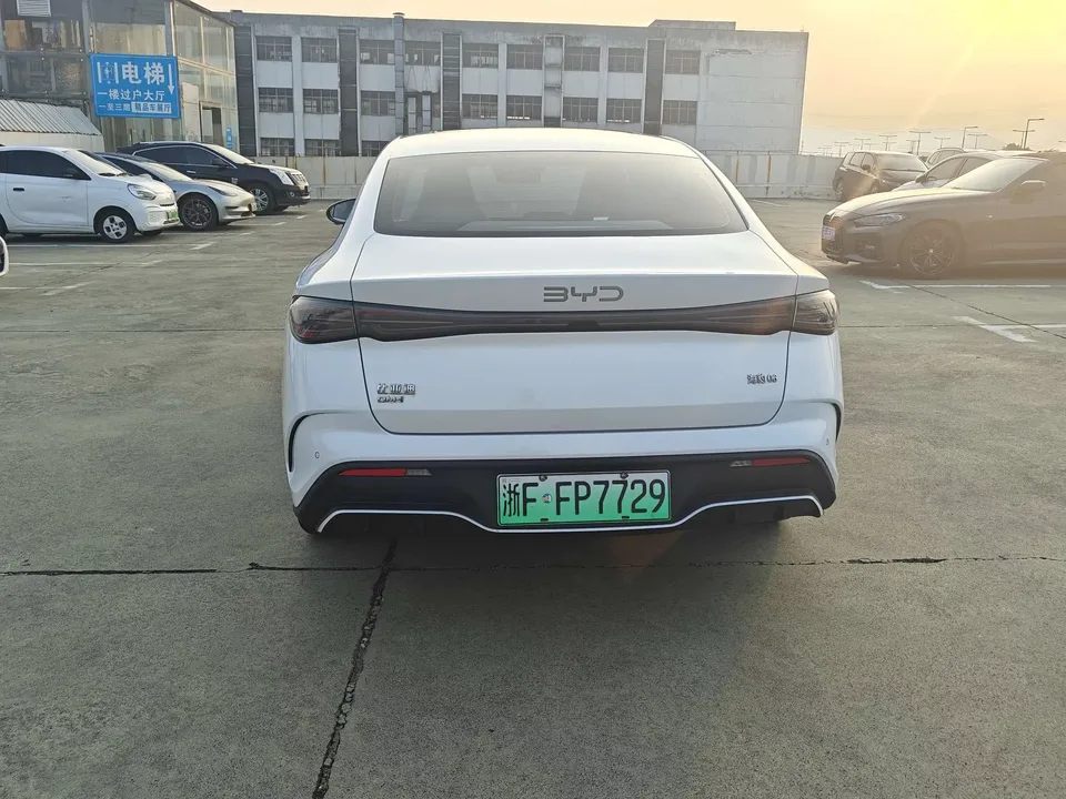BYD Seal 06DM Seal 06DM 2024 DM-i 120KM Flagship 2024 — thumbnail 2