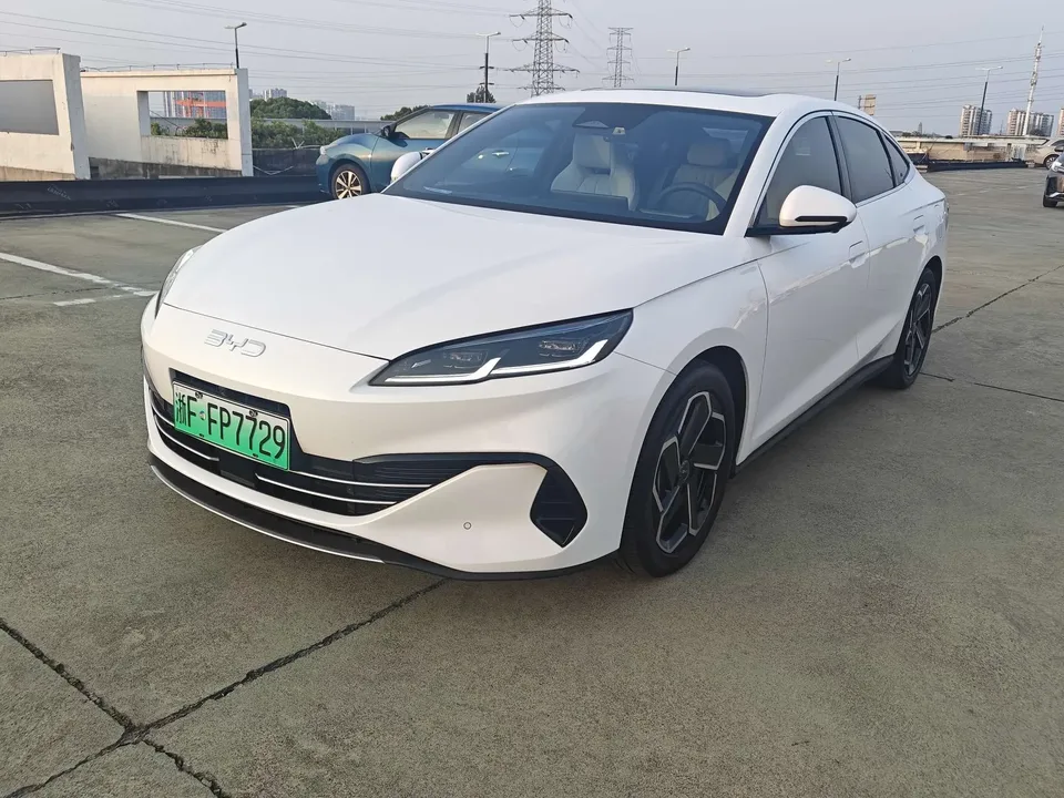 BYD Seal 06DM Seal 06DM 2024 DM-i 120KM Flagship 2024 — photo 1, buy with delivery to Moscow