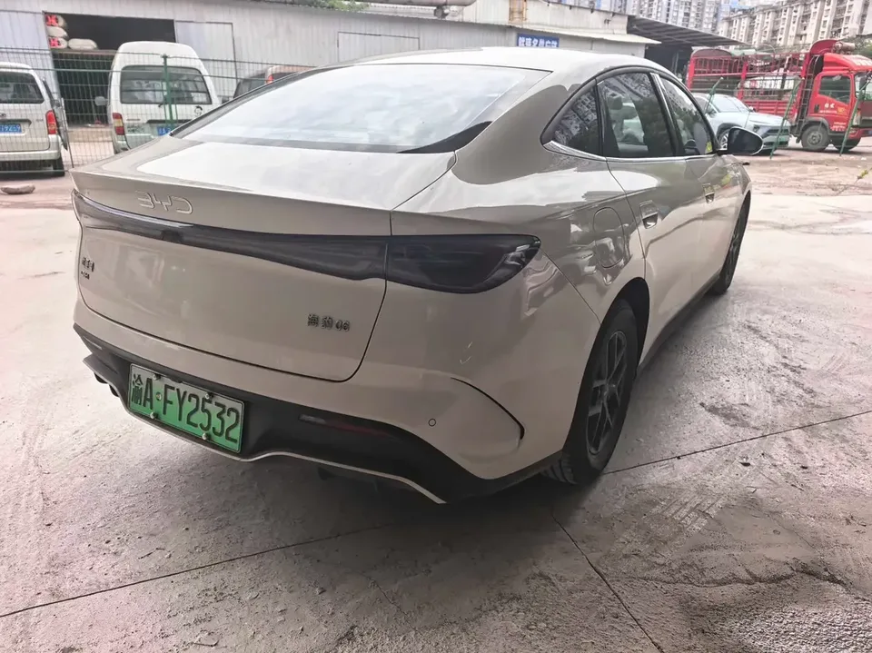 BYD Seal 06DM Seal 06DM 2024 DM-i 80KM Deluxe 2025 — thumbnail 2
