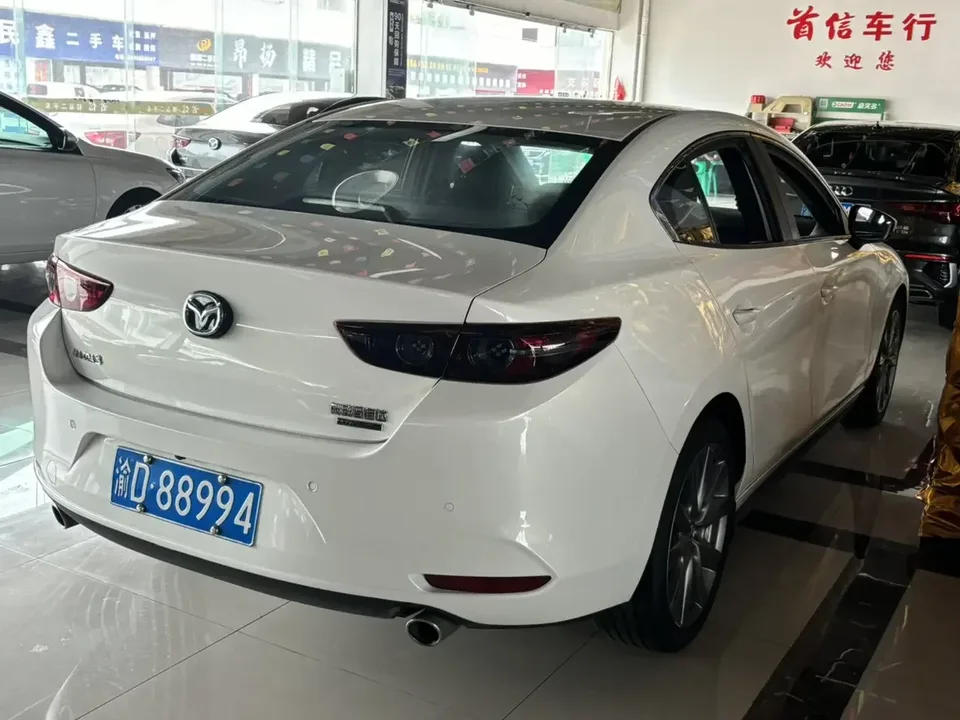 Mazda Axela Mazda3 Angkesela 2023 2.0L Automatic Quality Edition 2025 — thumbnail 2
