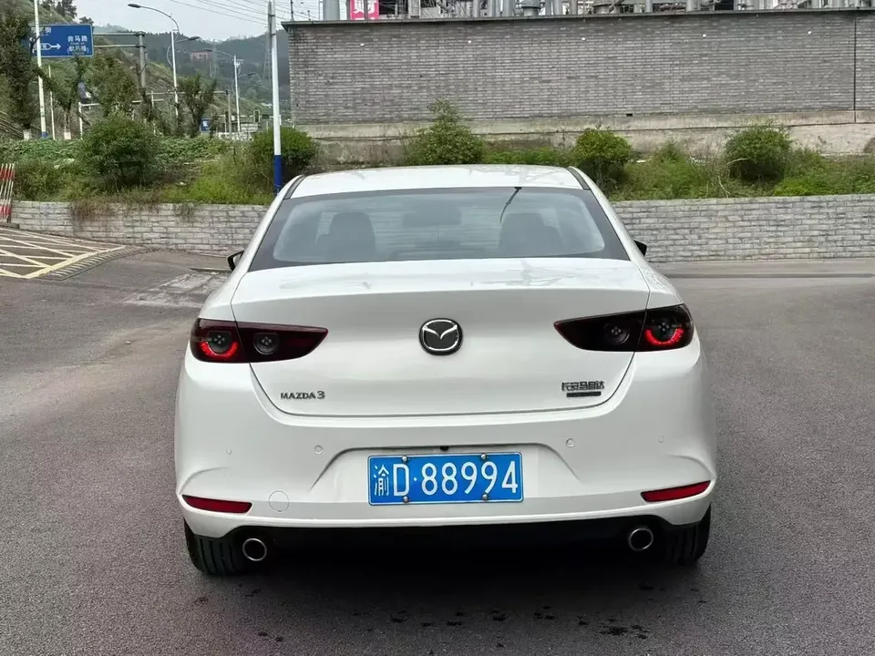 Mazda Axela Mazda3 Angkesela 2023 2.0L Automatic Quality Edition 2025 — thumbnail 4