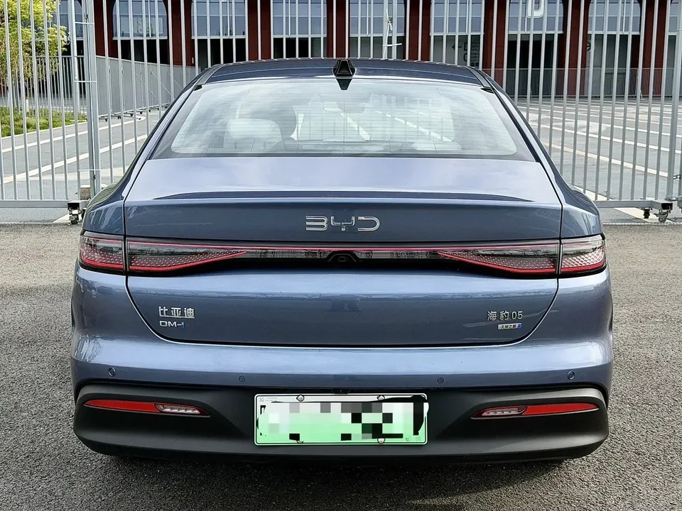 BYD Seal 05DM Seal 05DM 2025 DM-i 120KM flagship version 2025 — thumbnail 5