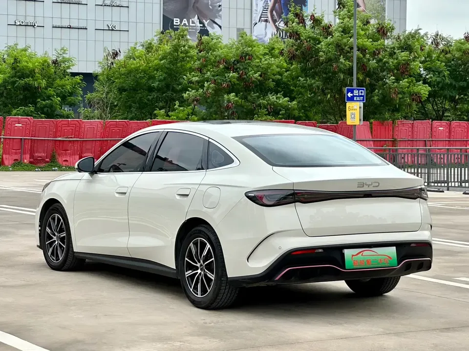 BYD Seal 06DM Seal 06DM 2024 DM-i 120KM Premium 2024 — thumbnail 2
