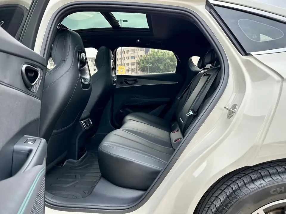 BYD Seal 06DM Seal 06DM 2024 DM-i 120KM Premium 2024 — thumbnail 5