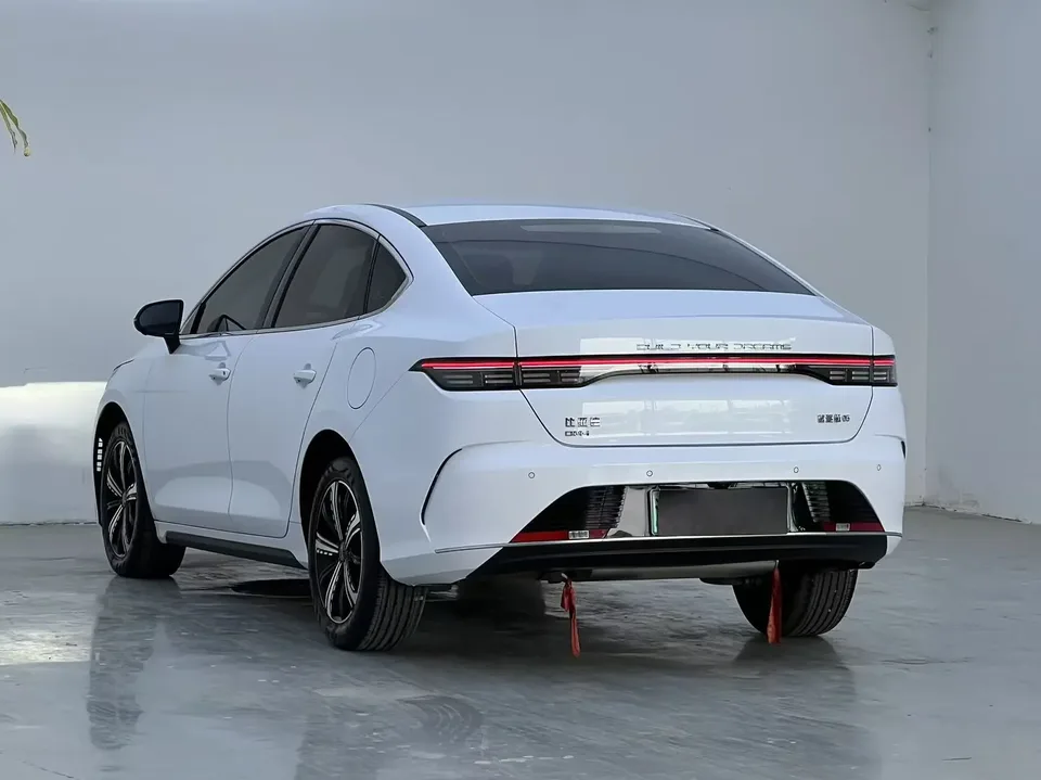 BYD Destroyer 05 Destroyer 05 2024 Honor Edition DM-i 120KM Premium Edition 2024 — thumbnail 4