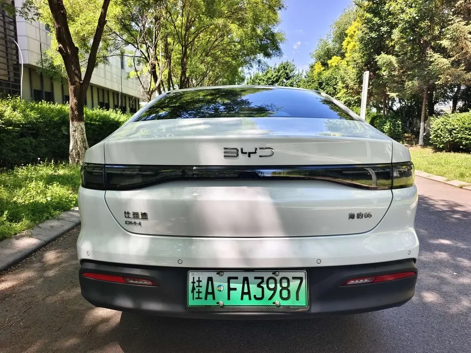 BYD Seal 05DM Seal 05DM 2025 DM-i 55KM Deluxe Smart Driving Edition 2025 — thumbnail 2