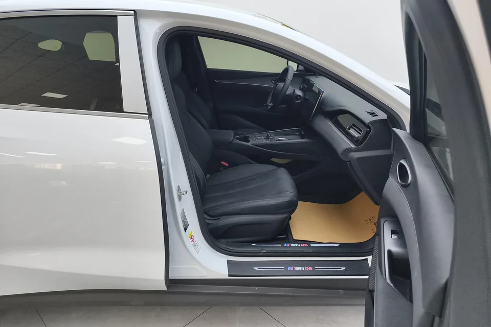 BYD Seal 06DM Seal 06DM 2024 DM-i 80KM Premium 2025 — thumbnail 5