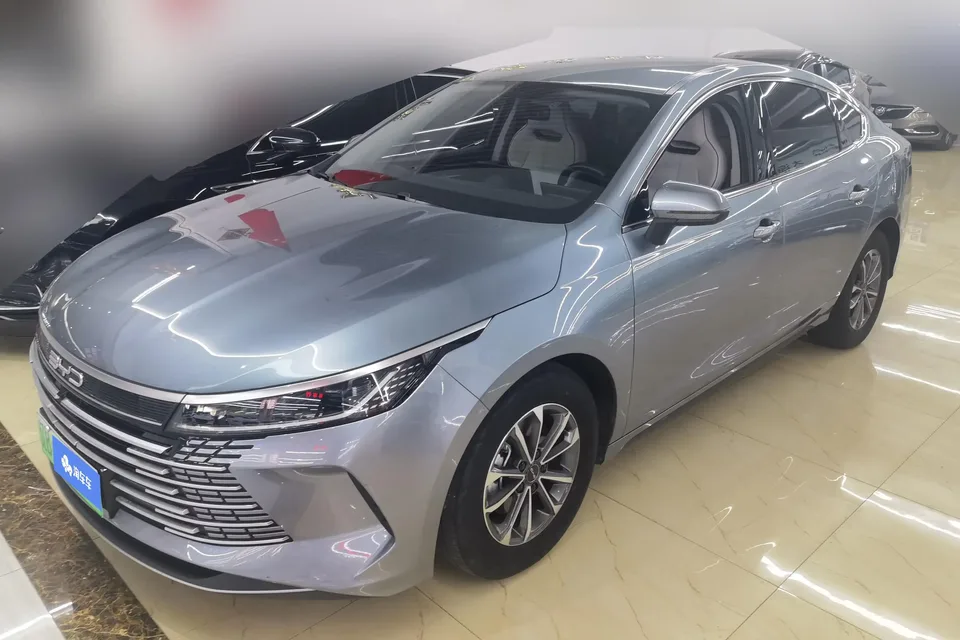 BYD Destroyer 05 Destroyer 05 2024 Honor Edition DM-i 55KM Premium 2024 — photo 1, buy with delivery to Moscow