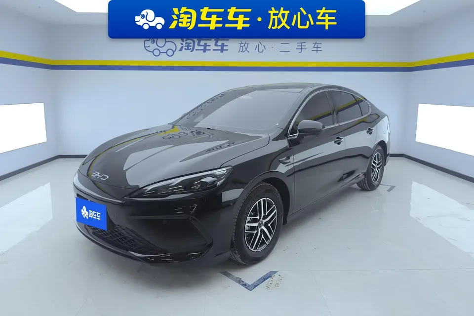 BYD Seal 05DM Seal 05DM 2025 DM-i 55KM Premium Edition 2025 — photo 1, buy with delivery to Moscow