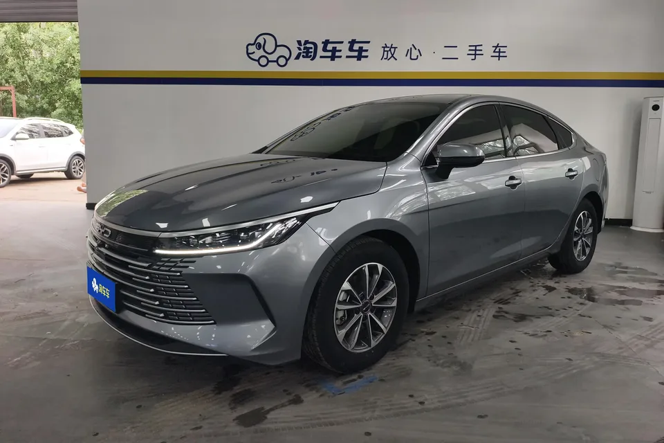 BYD Destroyer 05 Destroyer 05 2024 Honor Edition DM-i 55KM Deluxe 2024 — photo 1, buy with delivery to Moscow