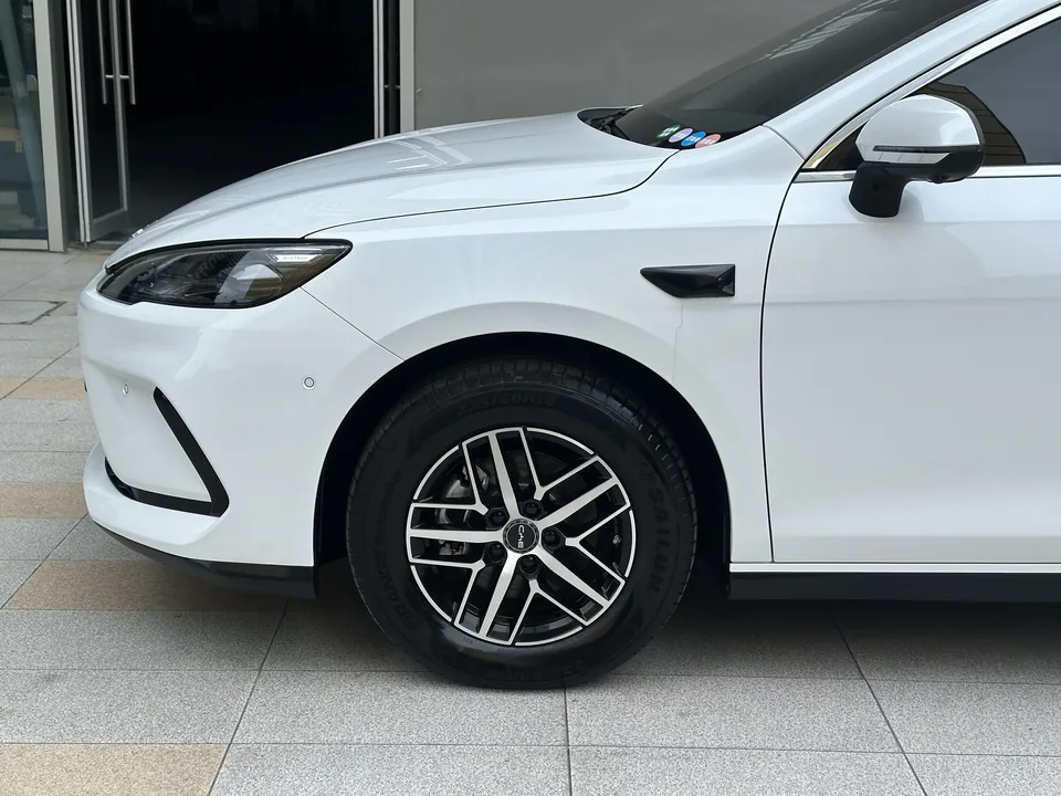 BYD Seal 05DM Seal 05DM 2025 DM-i 120KM flagship version 2025 — thumbnail 3