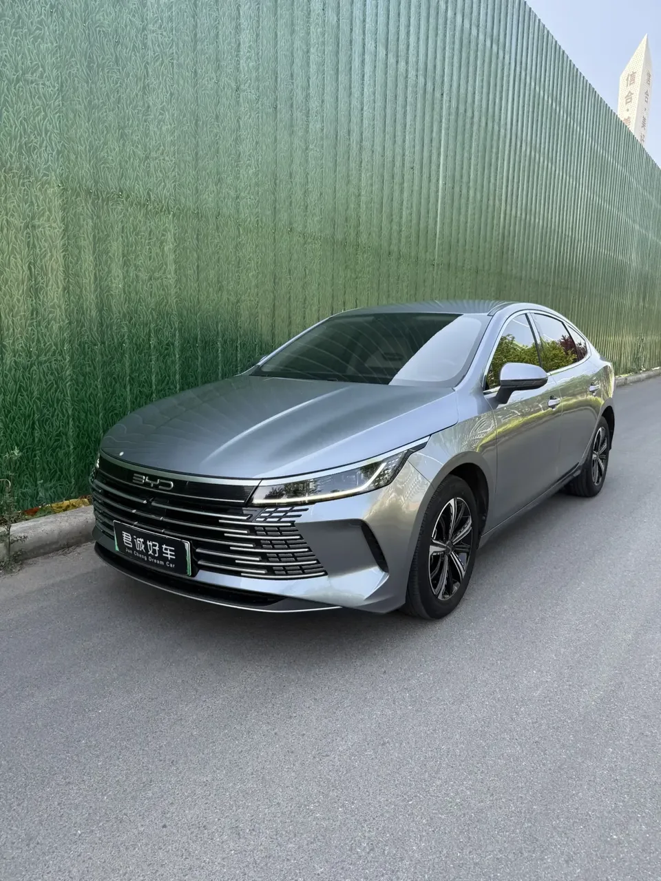 BYD Destroyer 05 Destroyer 05 2024 Honor Edition DM-i 120KM Premium 2024 — photo 1, buy with delivery to Moscow