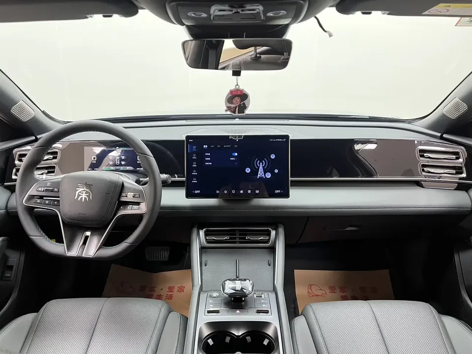 BYD Qin L DM Qin L DM 2024 DM-i 80KM Beyond 2025 — thumbnail 5