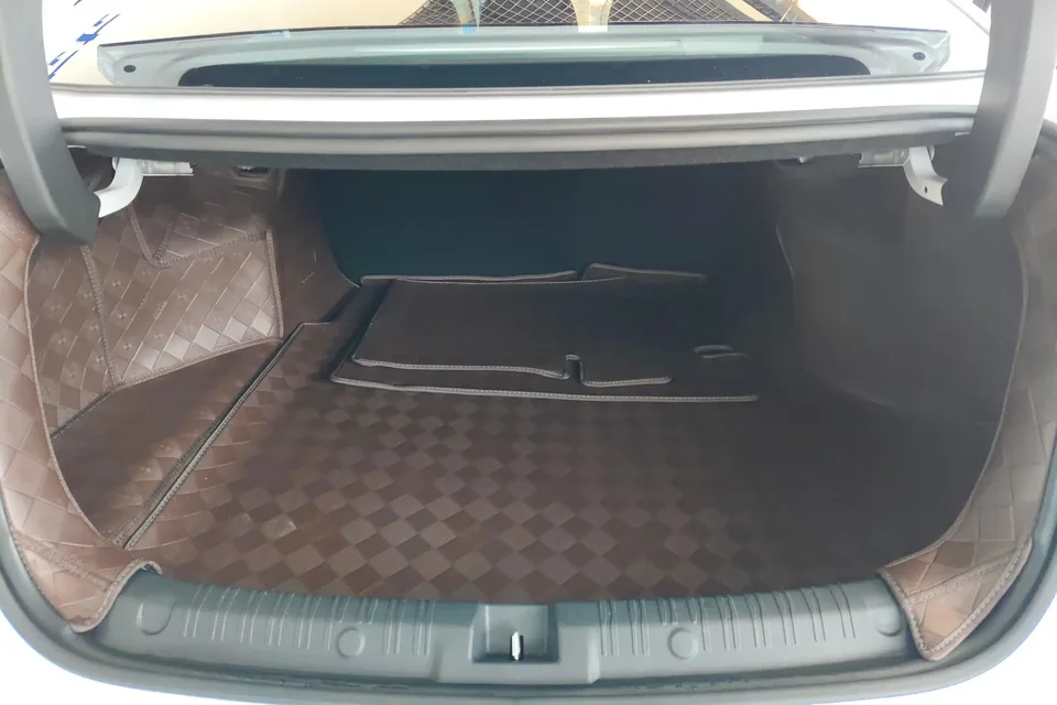 BYD Qin L DM Qin L DM 2025 Intelligent Driving Edition DM-i 80KM Leading Edition 2025 — миниатюра 5
