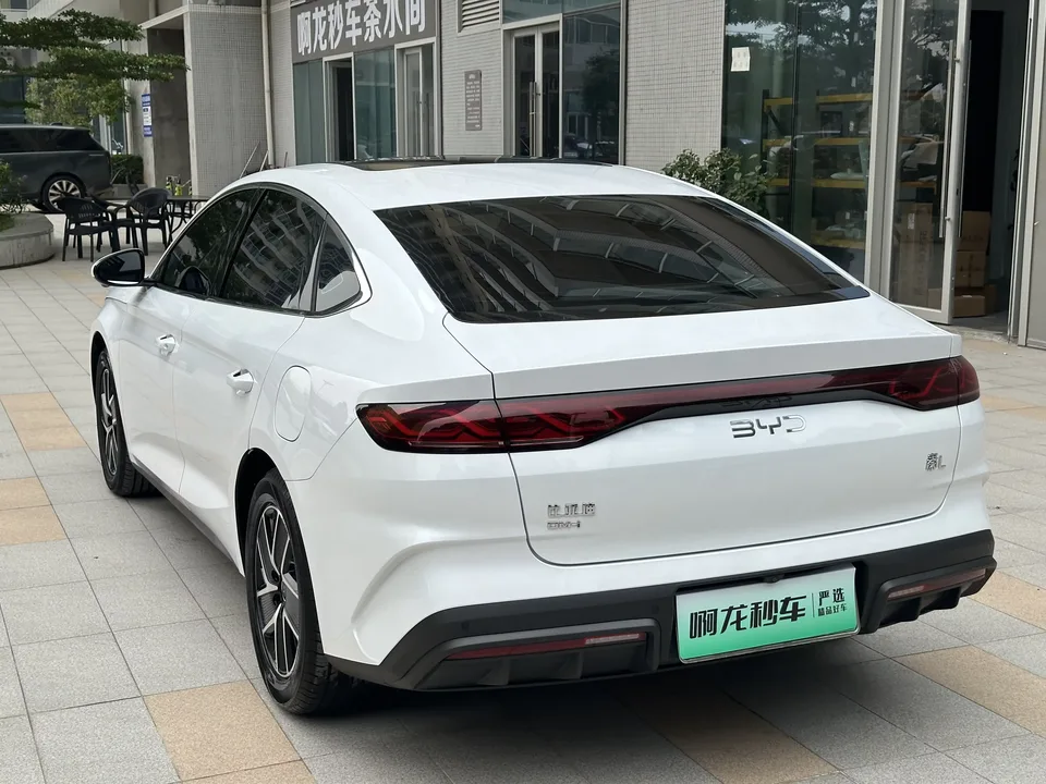 BYD Qin L DM Qin L DM 2024 DM-i 80KM Beyond 2024 — миниатюра 2