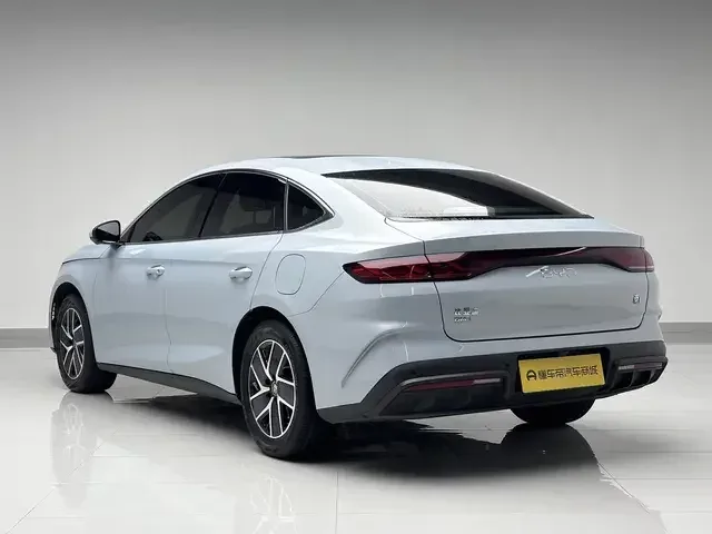 BYD Qin L DM Qin L DM 2024 DM-i 120KM Leading Type 2025 — thumbnail 2