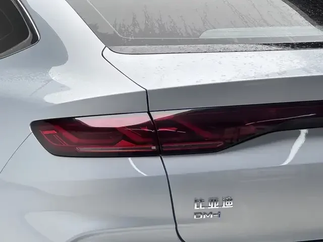 BYD Qin L DM Qin L DM 2024 DM-i 120KM Leading Type 2025 — thumbnail 4