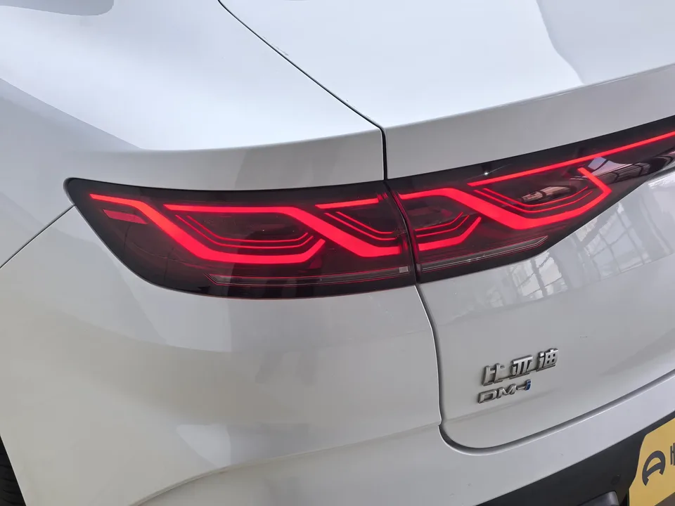 BYD Qin L DM Qin L DM 2024 DM-i 120KM Excellence 2025 — thumbnail 4