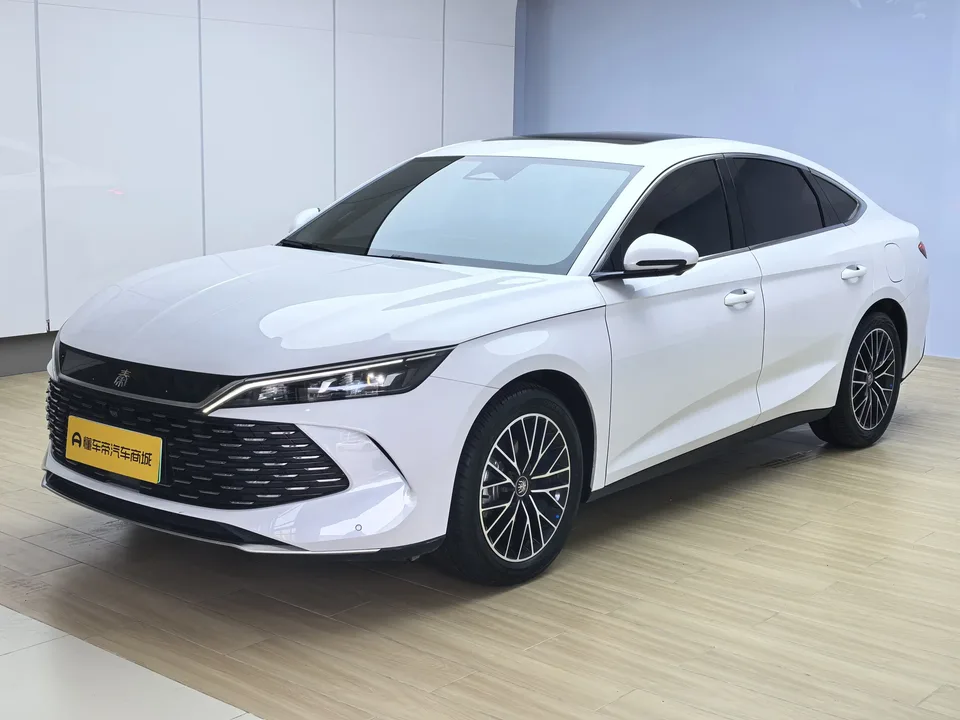 BYD Qin L DM Qin L DM 2024 DM-i 120KM Excellence 2025 — photo 1, buy with delivery to Moscow