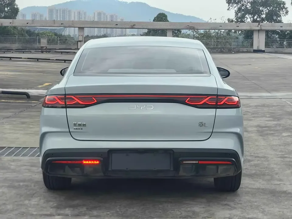 BYD Qin L DM Qin L DM 2024 DM-i 80KM Leading Type 2024 — thumbnail 2