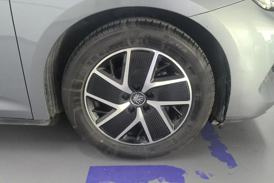 BYD Qin L DM Qin L DM 2024 DM-i 80KM Beyond 2025 — thumbnail 3