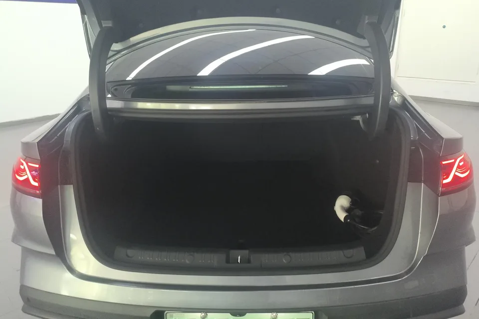 BYD Qin L DM Qin L DM 2024 DM-i 80KM Beyond 2025 — thumbnail 5