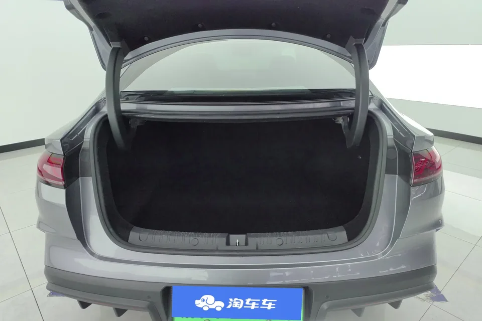 BYD Qin L DM Qin L DM 2024 DM-i 120KM Leading Type 2024 — thumbnail 5