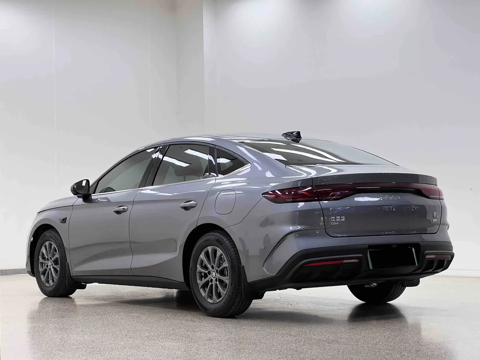 BYD Qin L DM Qin L DM 2025 Intelligent Driving Edition DM-i 80KM Leading Edition 2025 — thumbnail 2