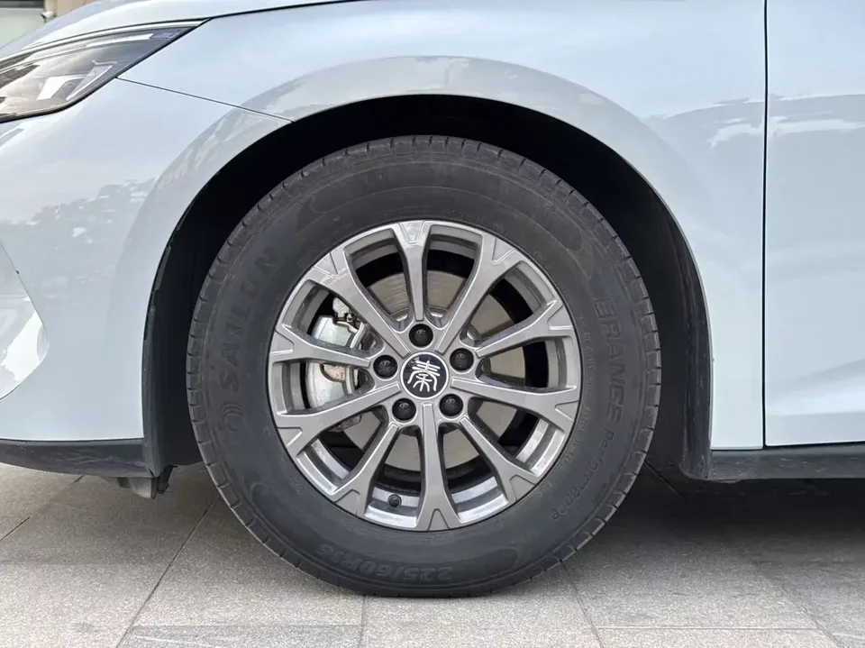 BYD Qin L DM Qin L DM 2024 DM-i 80KM Leading Type 2024 — thumbnail 3