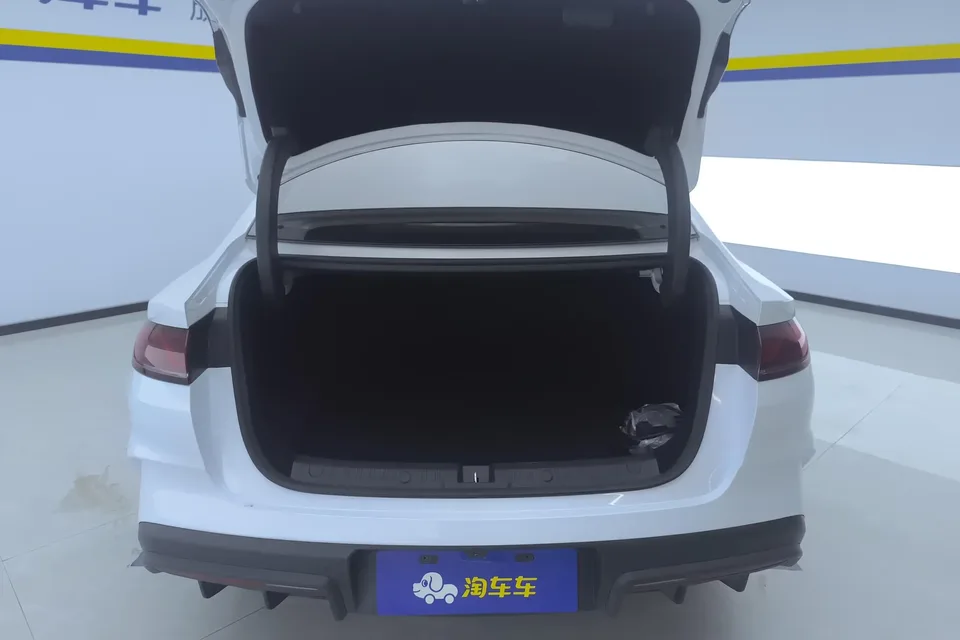 BYD Qin L DM Qin L DM 2024 DM-i 120KM Leading Type 2024 — thumbnail 5