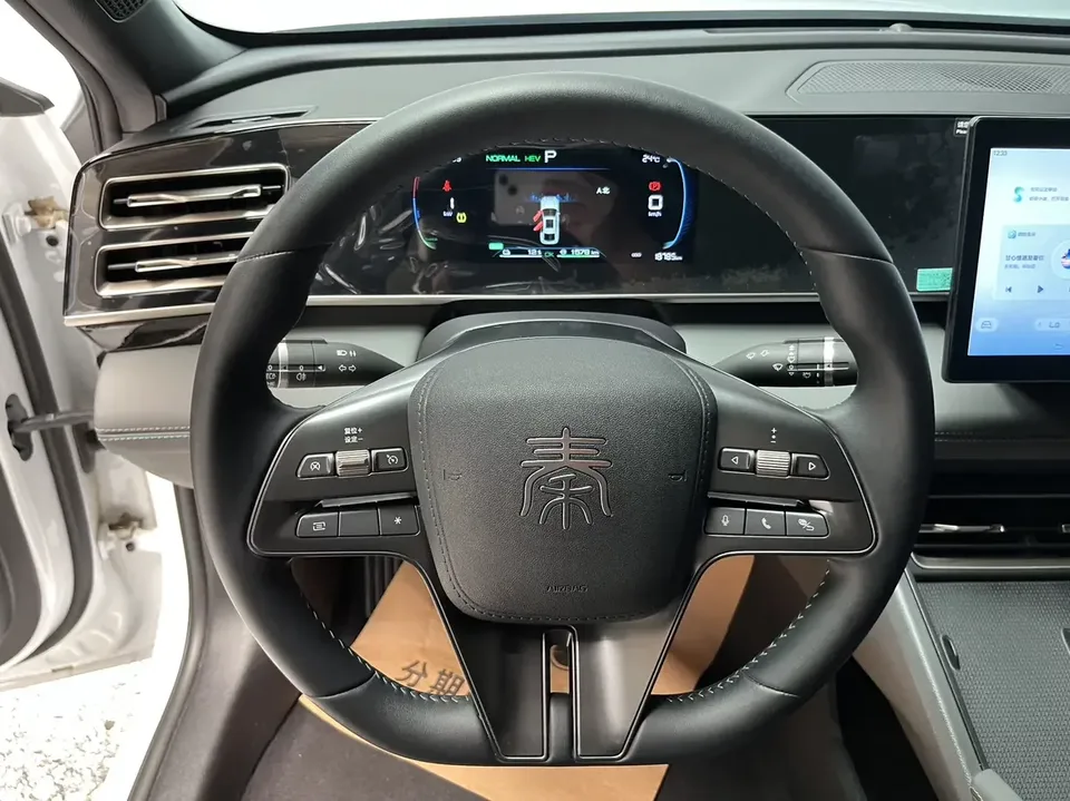 BYD Qin L DM Qin L DM 2024 DM-i 80KM Leading Type 2025 — thumbnail 4