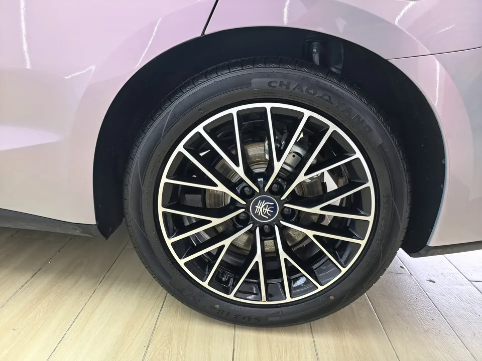 BYD Qin L DM Qin L DM 2024 DM-i 120KM Excellence 2024 — thumbnail 3