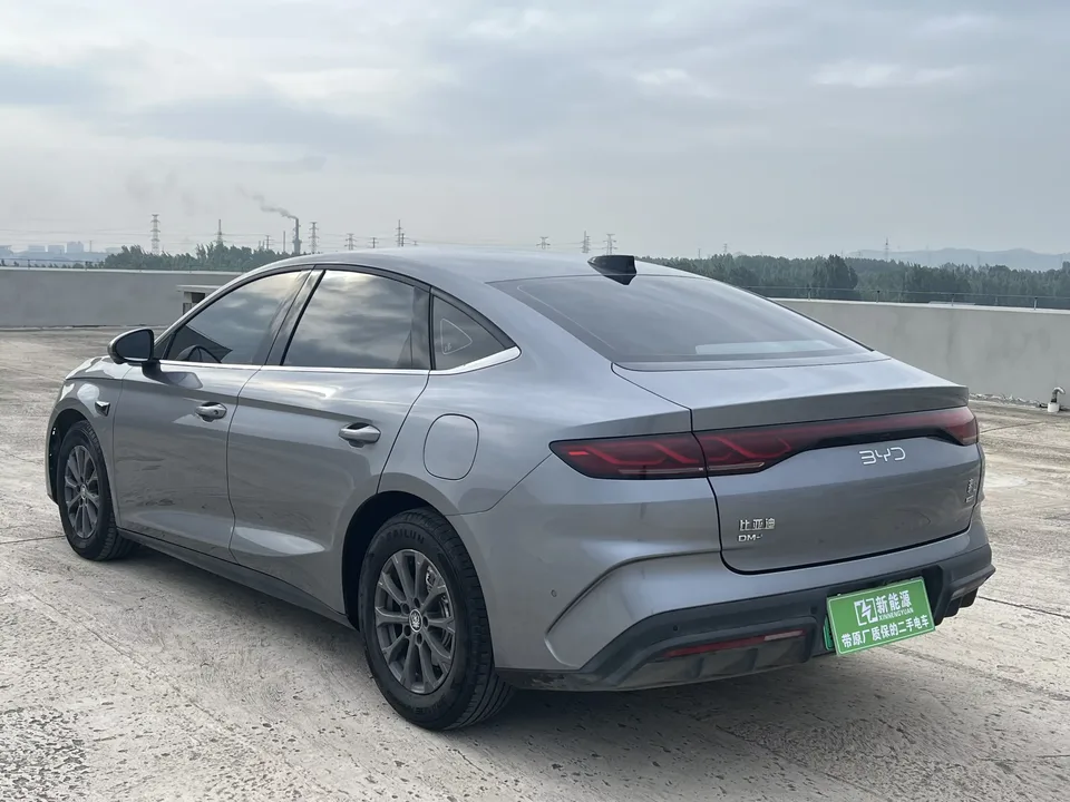 BYD Qin L DM Qin L DM 2025 DM-i 80KM Intelligent Driving Edition 2025 — thumbnail 2