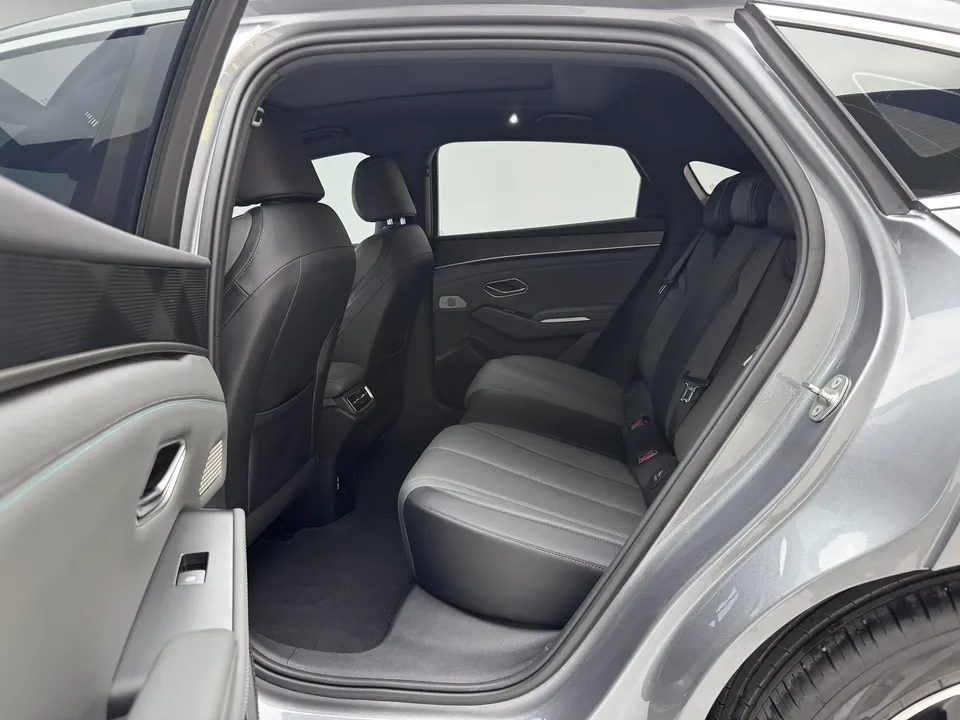 BYD Qin L DM Qin L DM 2025 Intelligent Driving Edition DM-i 120KM Leading Edition 2025 — thumbnail 5