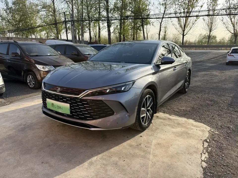BYD Qin L DM Qin L DM 2024 DM-i 120KM Beyond 2024 — photo 1, buy with delivery to Moscow