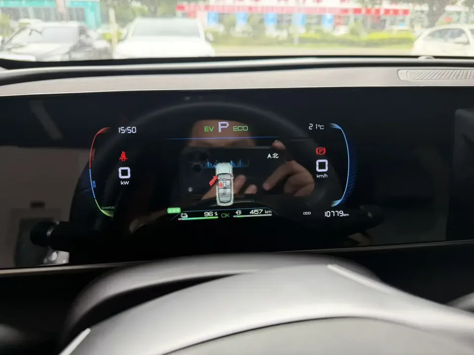 BYD Qin L DM Qin L DM 2024 DM-i 80KM Leading Type 2025 — thumbnail 5