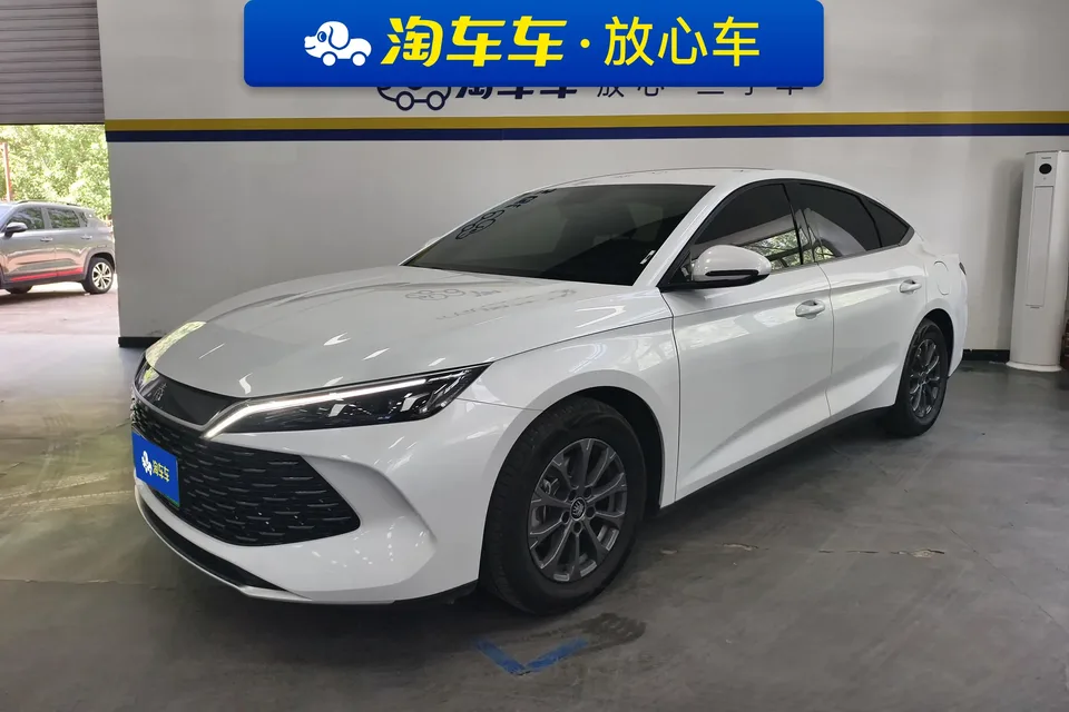 BYD Qin L DM Qin L DM 2024 DM-i 80KM Leading Type 2024 — photo 1, buy with delivery to Moscow