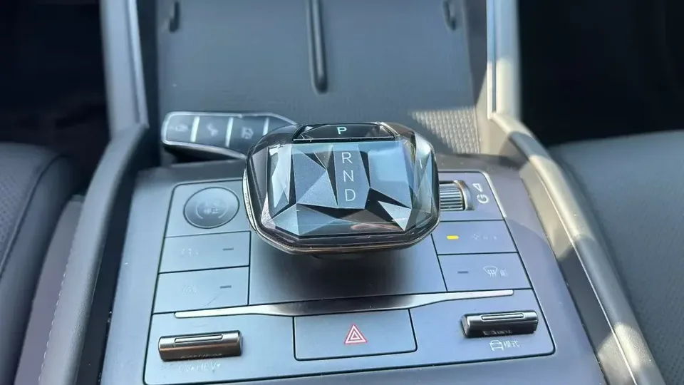 BYD Qin L DM Qin L DM 2024 DM-i 80KM Beyond 2024 — thumbnail 2