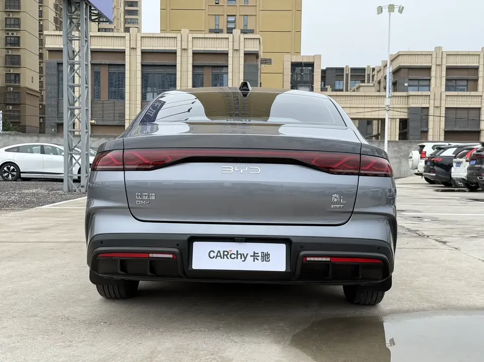 BYD Qin L DM Qin L DM 2025 Intelligent Driving Edition DM-i 80KM Leading Edition 2025 — thumbnail 2